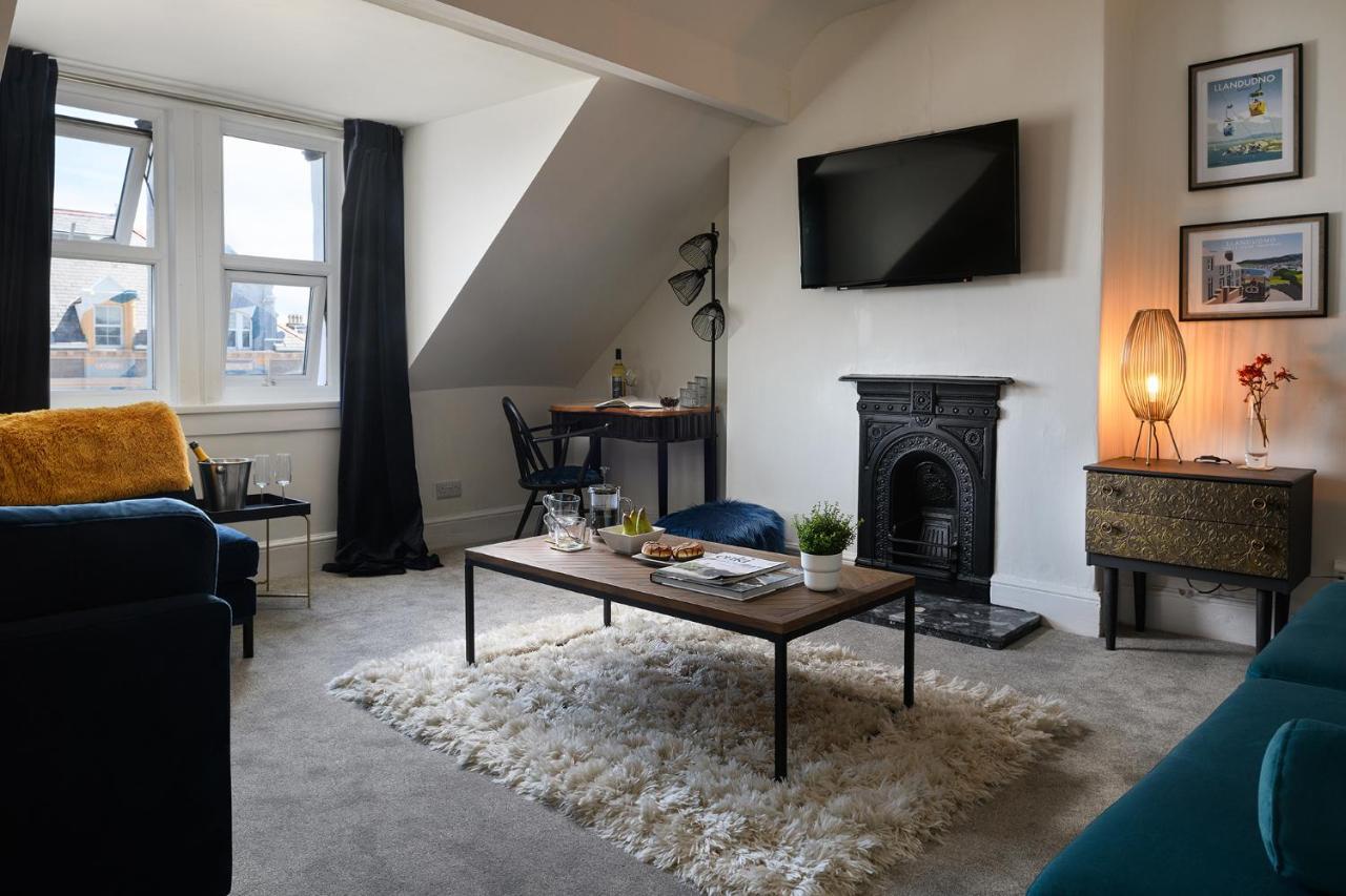 Cludfan - In The Heart Of Llandudno Apartment Bagian luar foto